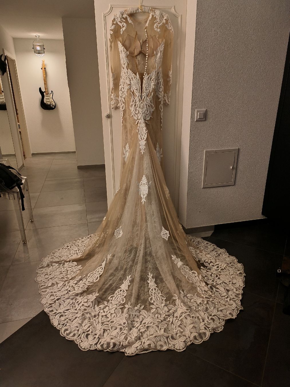Vestiti: Robe de mariée Riki Dalal - Taille 36 – Usato da Préverenges venduto da cpa_v28q 2