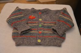 TAILLE 68/74 - VESTE NEU - HANDARBEIT