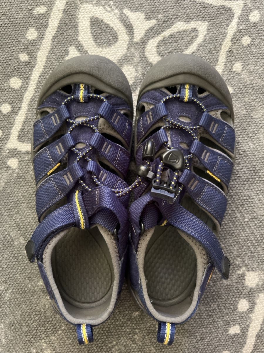 Keen Scarpe per ragazzi: Sandalen Keen Grösse 36 – Usato da Spiez venduto da Vemai 1