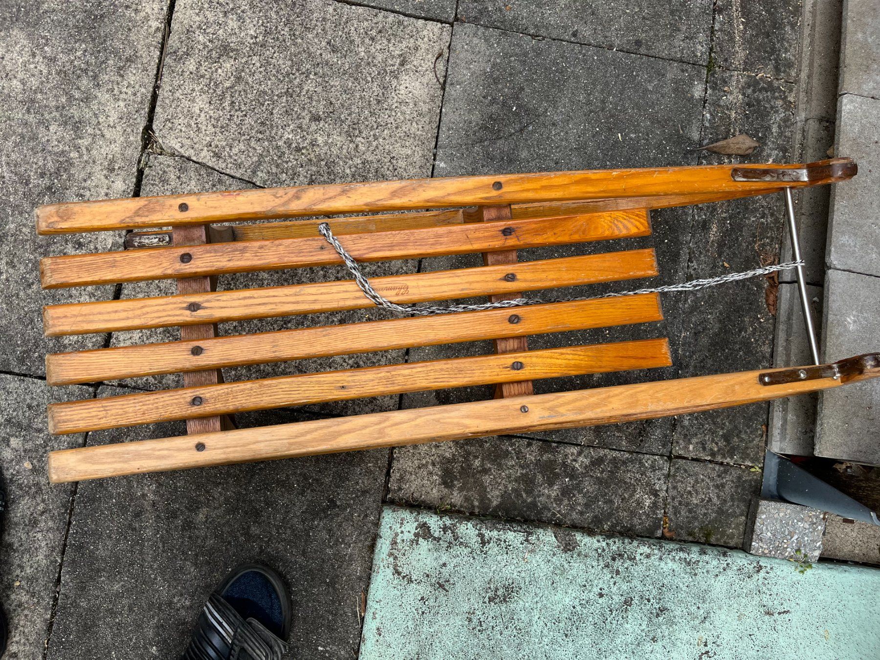Schlitteln: Holzschlitten Chamonix 90cm – Gebraucht aus Muttenz von Bhuebi 2