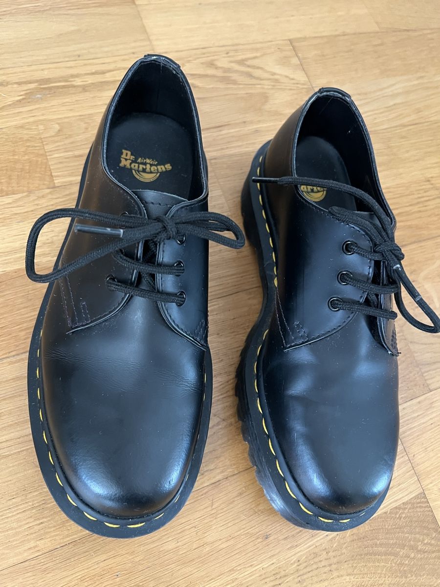 Dr. Martens Scarpe da uomo: Dr. Martens Shoes - Black - Size EU 39 – Usato da Bern venduto da EmptySpaceS