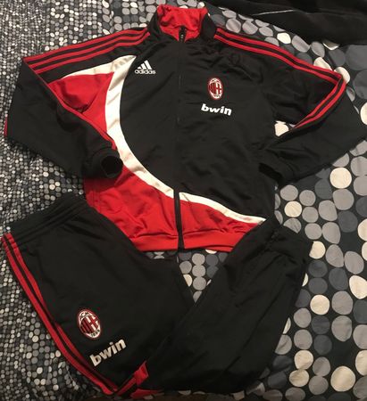 Ac Milan Tenue complète Authentic 2007/2008 en parfaite état