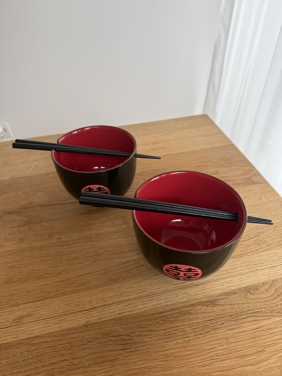 Ciotole: Asiatische Bowls mit Stäbchen – Usato da Schaffhausen venduto da GLXTCH 1