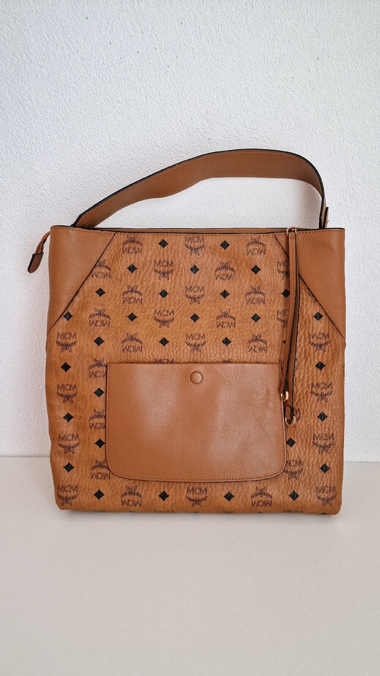 Mcm Sacs femmes: MCM Klara Large Hobo Tasche – D'occasion à Dietikon par tel_5nn5 2