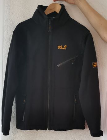 Schwarze Softshelljacke Jack Wolfskin