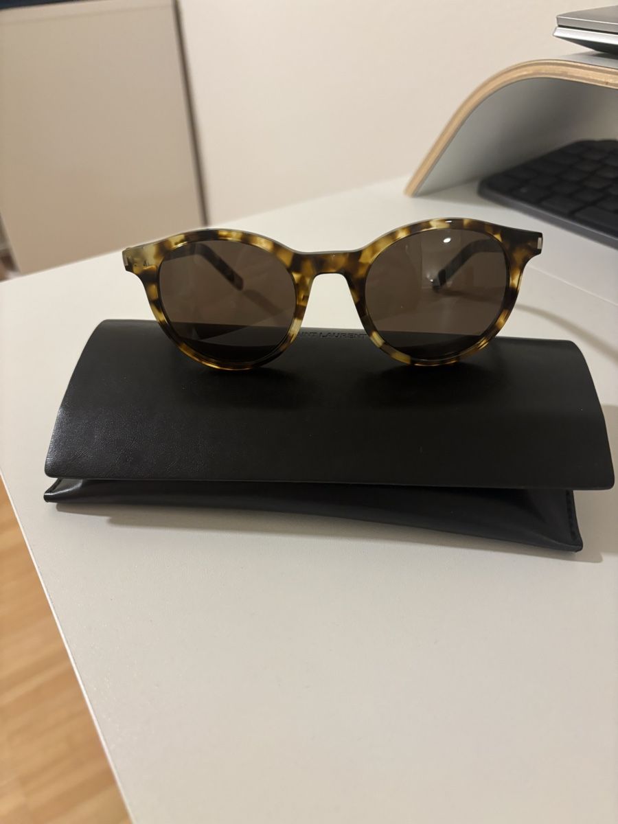 Saint Laurent Occhiali & Lenti: Sonnenbrille Saint Laurent – Usato da Jona venduto da mar_b5y2