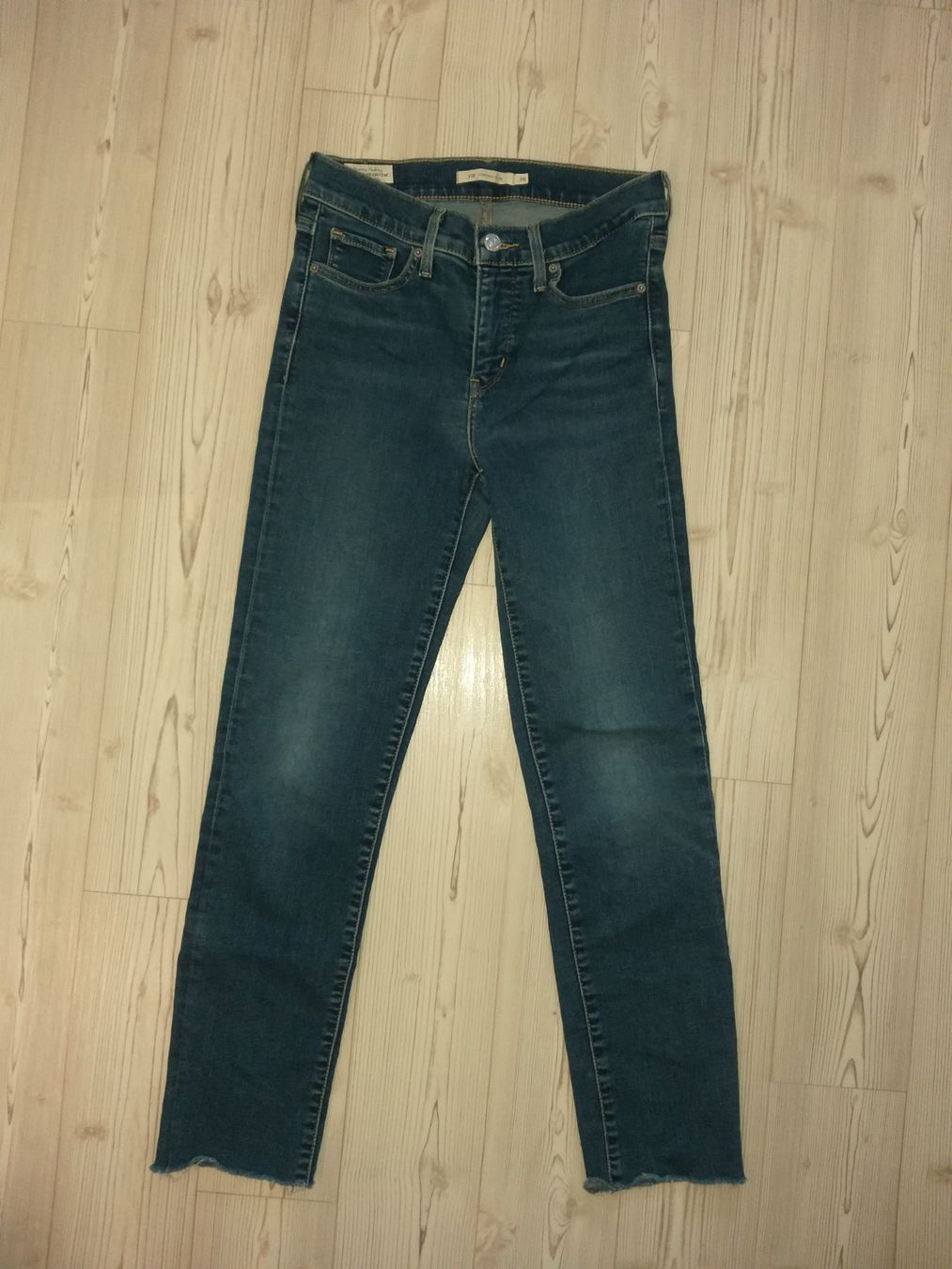 Levi's Jeans: LEVIS 312 SHAPING SLIM  Jeans   Taille / Grosse W26 – Usato da Cossonay-ville venduto da Super-Price-Quality