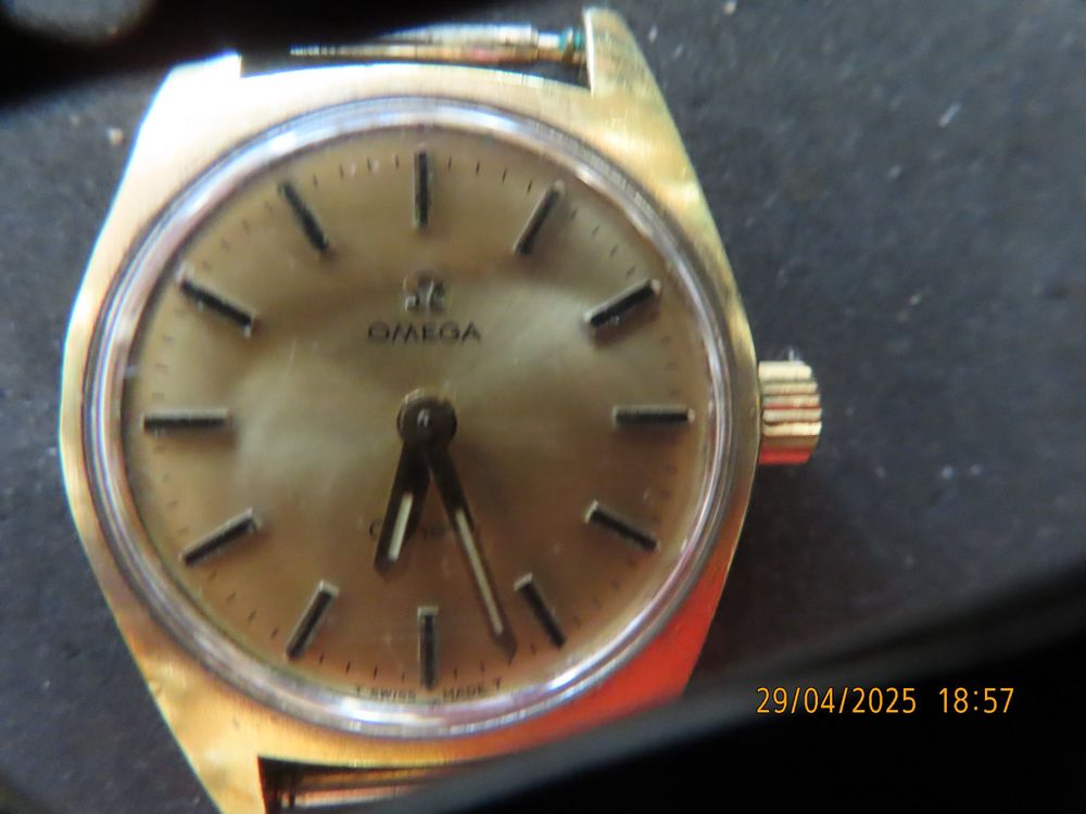 Omega Orologi: Omega Geneve, Damen ,Stahl, laeuft,  Ø 24 mm , kein Band – Usato da Oberdorf venduto da uhren-schmuck-ritter