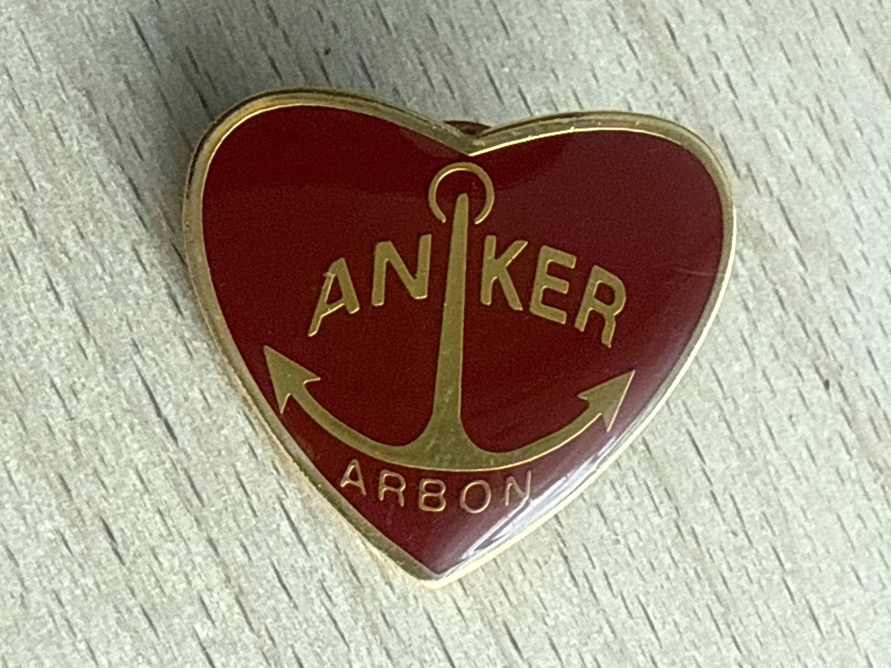 Placchette & Badge: Pin Anker Arbon – Usato da Glattbrugg venduto da Schweigmatt