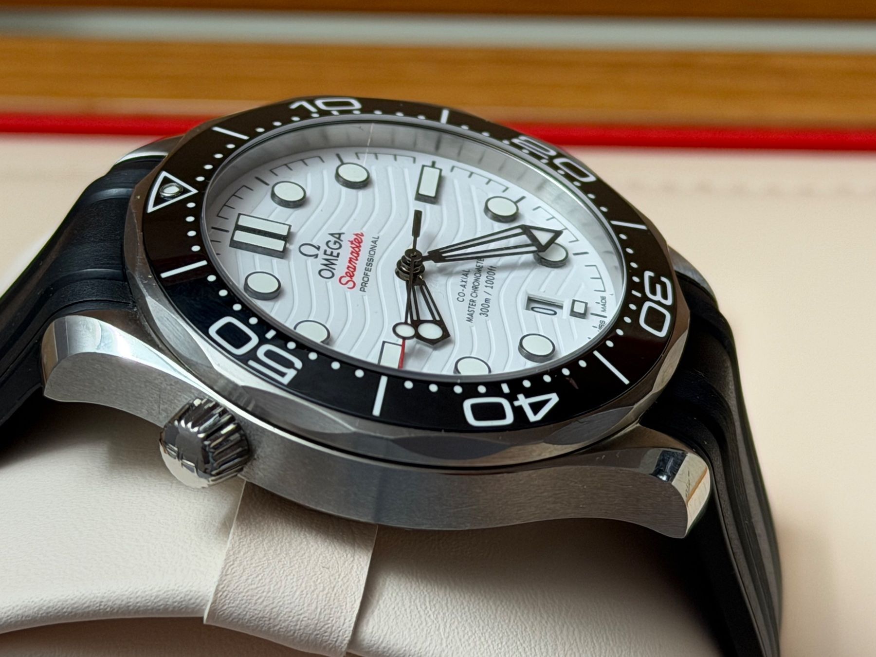 Omega Orologi: Omega Seamaster Diver 300 M – Usato da Aarau venduto da trader1000 4