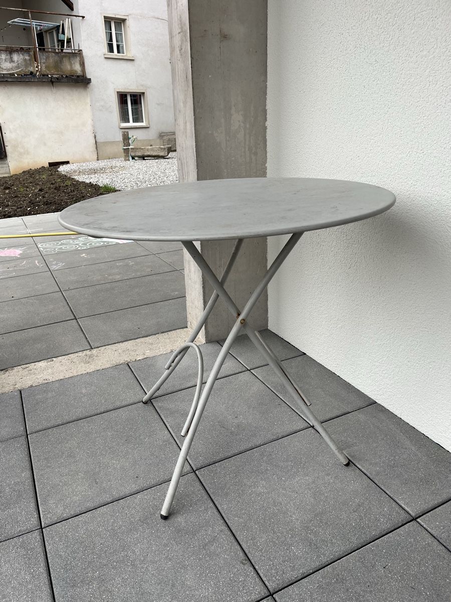 Tavoli: Gartentisch Metall – Usato da Oeschgen venduto da Carlina_acaulis