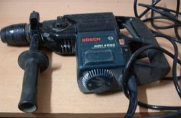 Bohrhammer Bosch GBH 4DSC mit div. Bohrern und Meisseln