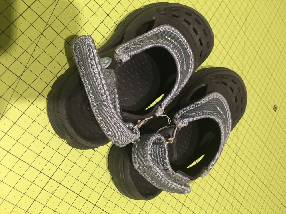 elefanten „crocs“ Gr. 27 | Kaufen auf Ricardo