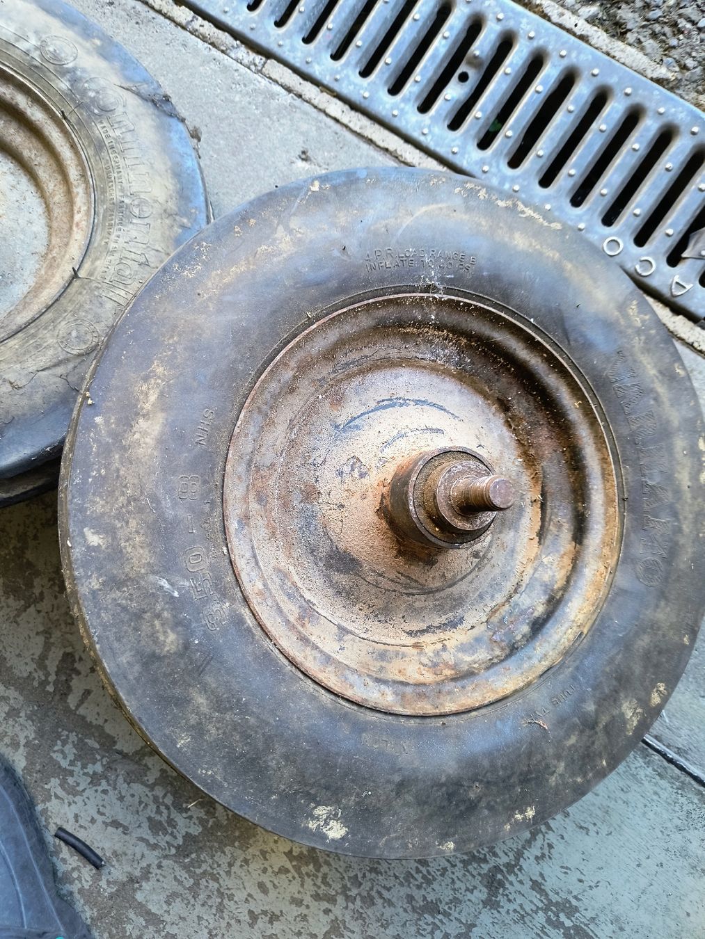 Tutti i ricambio: 2Räder 3,5x8 mit Welle gelagert – Usato da VORDERTHAL venduto da ducati821 1