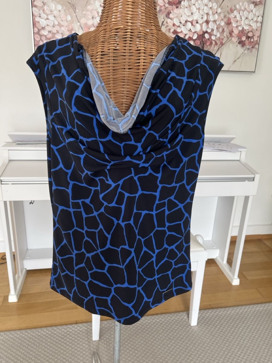 Michael Kors T-shirt: Michael Kors Shirt, M – Usato da Solothurn venduto da Bobesch08