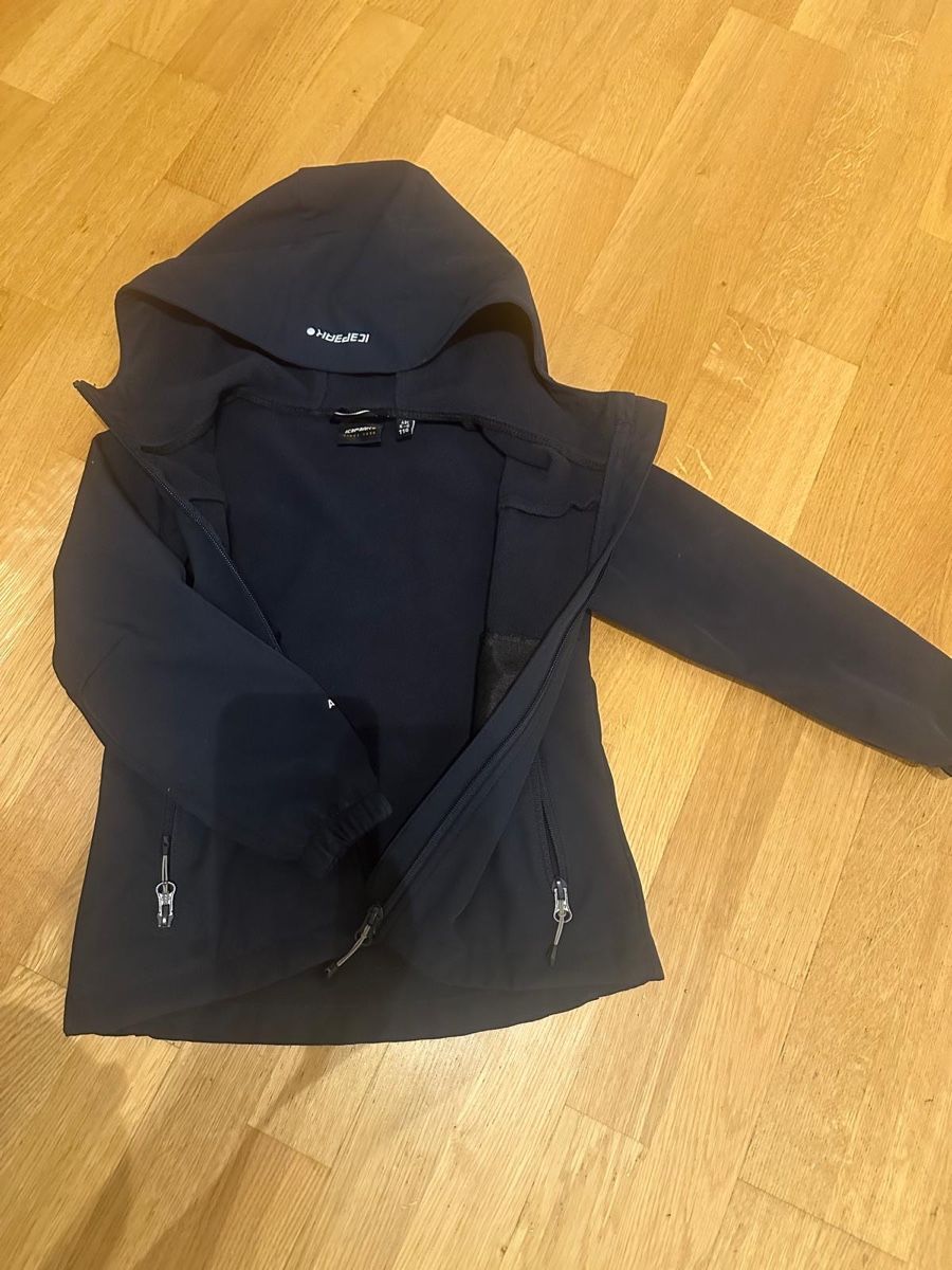 Giacche & Cappotti: Kinder Softshelljacke ICEPEAK dunkelblau Grösse 116 – Usato da Fislisbach venduto da Florian_1987 2