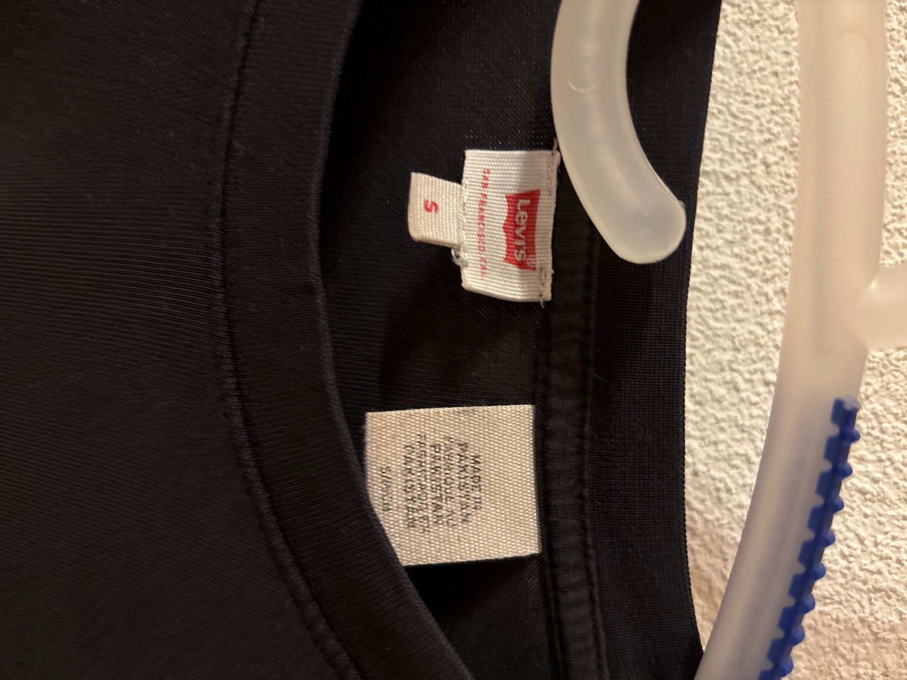 Levi's Maglioni & Felpe: Pull levi’s – Usato da Grandvillard venduto da Elsa.Del 2