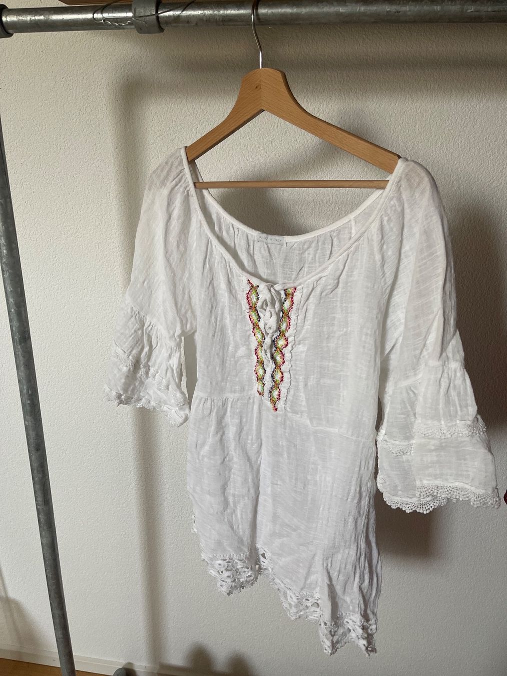 Camicette: Weisse Baumwollbluse, Italienische Spitze, Gr. S – Usato da Ettingen venduto da cla_526w 2