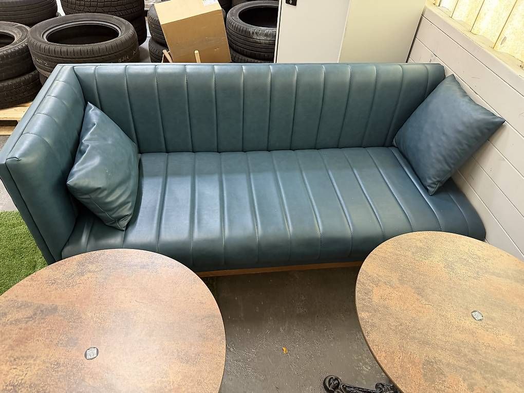 Divani: Lounge zu verkaufen Blau – Usato da Muttenz venduto da Serkan013 2