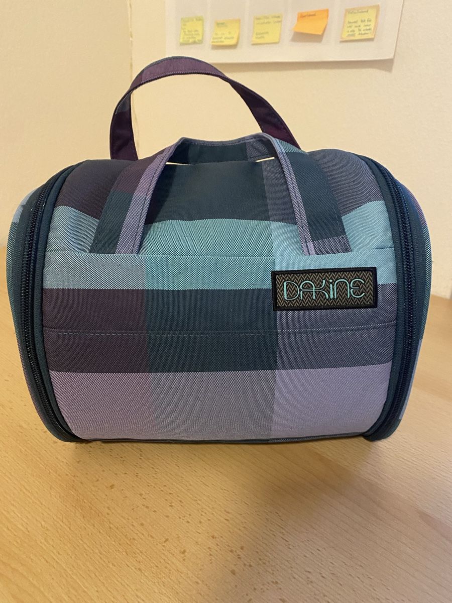 Dakine Custodie per cosmetici: Dakine Necessaire – Usato da Effretikon venduto da lil_25vx