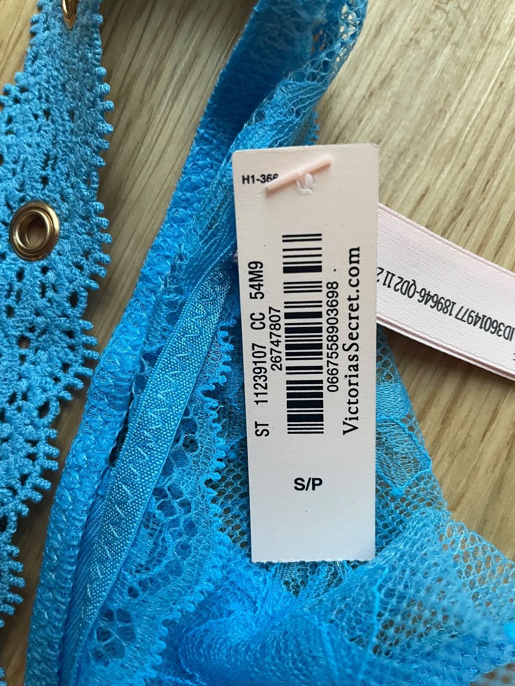 Victoria's Secret Sonstige Unterwäsche: Victoria’s Secret Lace V-String Thong S NEW – Neu und originalverpackt aus Dübendorf von Mangia14 3