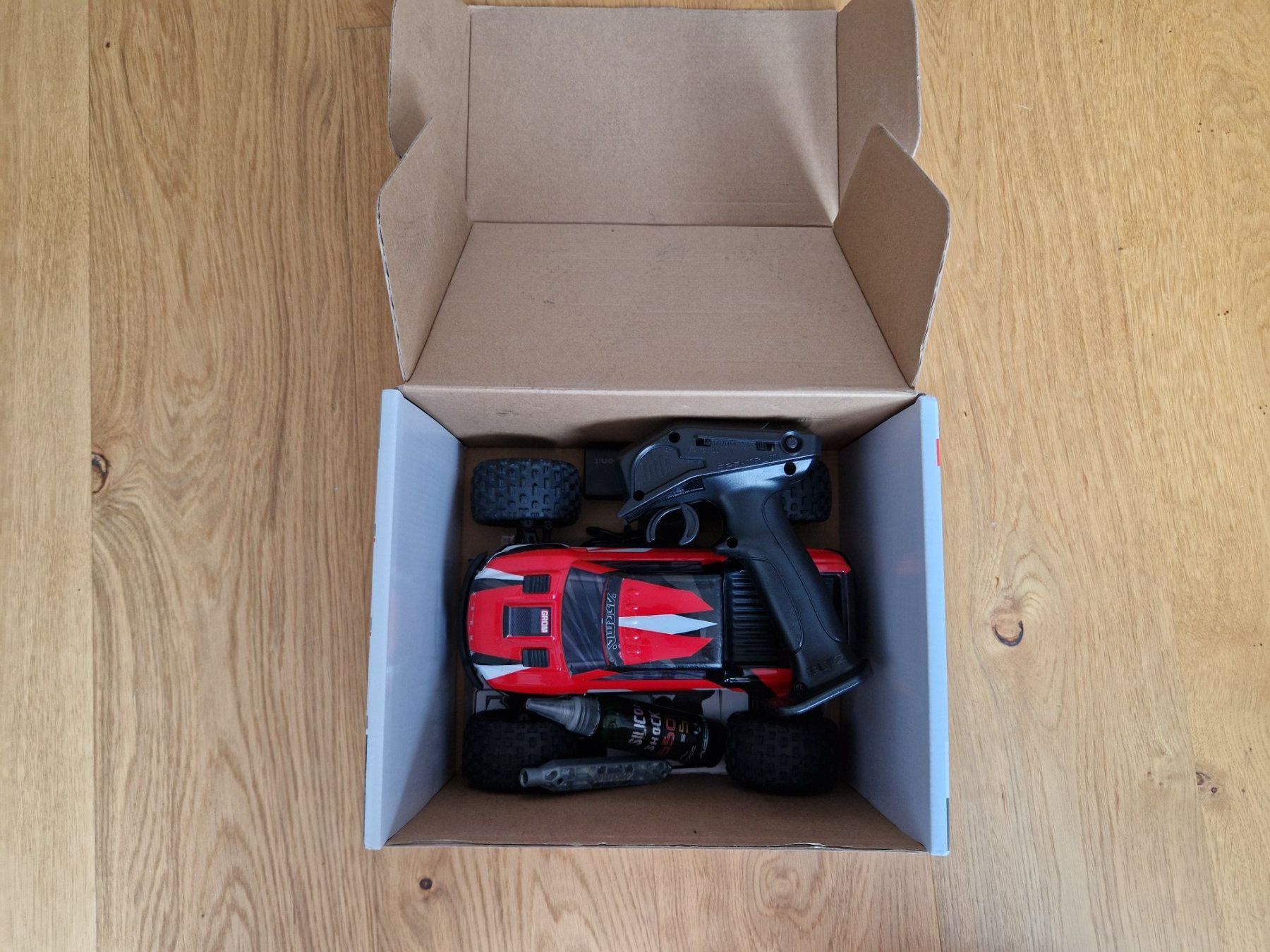 Arrma RC Kits de montage: Arrma Granite Grom – Neuf avec emballage d'origine à Vessy par jea_d77v 6
