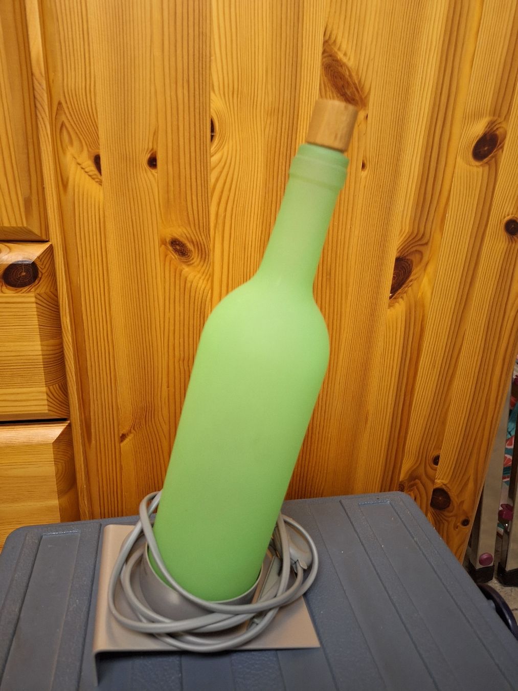 Lampen: Tischlampe, Flaschenlampe grün – Neu (gemäss Beschreibung) aus Niederglatt ZH von Moeb-7 1