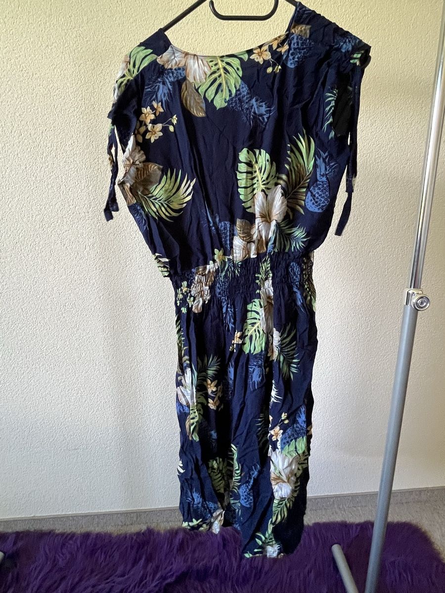 Kleider: Sommerkleid – Neu (gemäss Beschreibung) aus Giswil von Mauritius9026 1