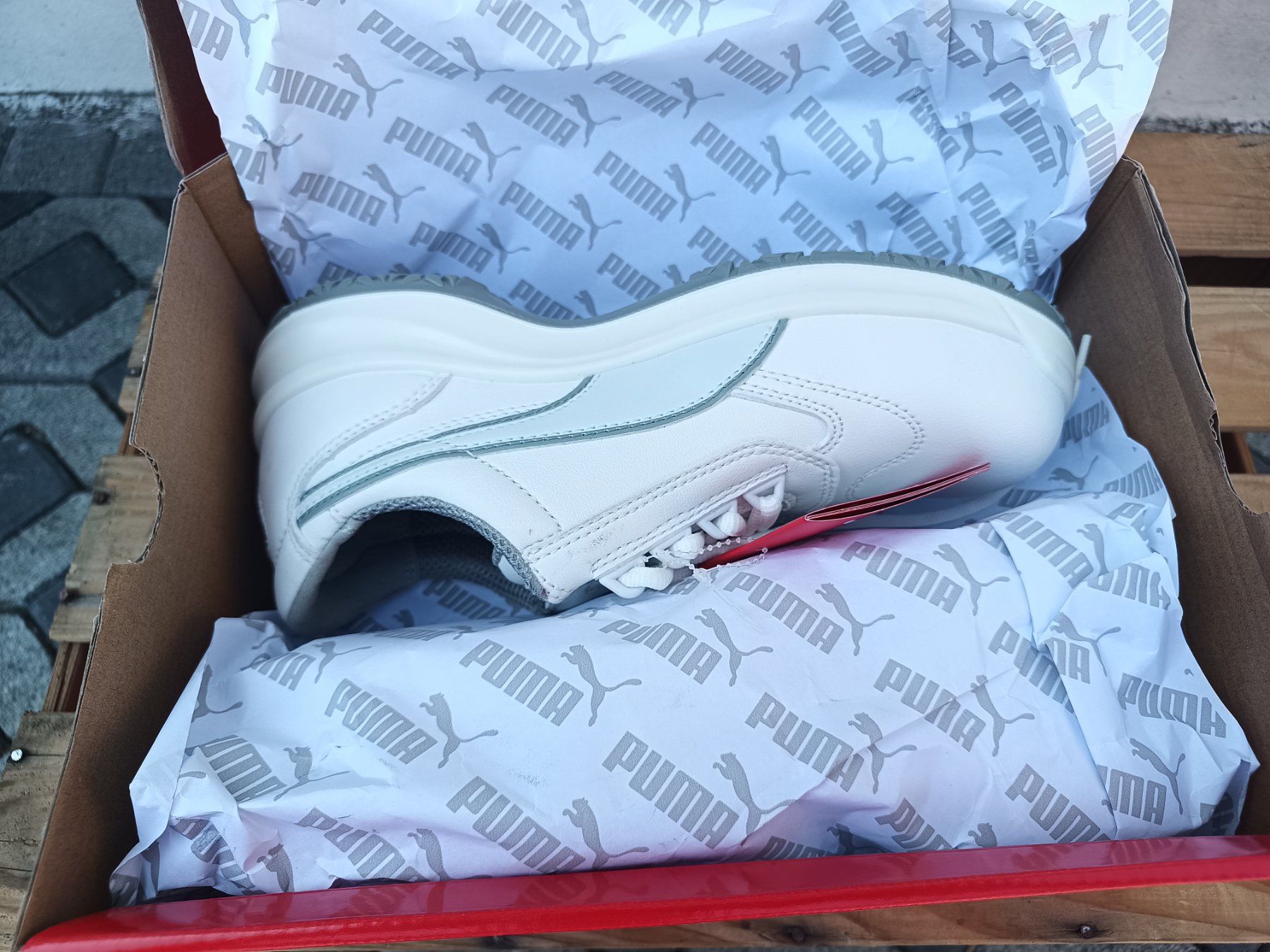 Puma Chaussures hommes: Puma Sicherheitsschuh S2 SRC 41 – Neuf avec emballage d'origine à Oberegg par A-Z.Handel.Loehrer 6