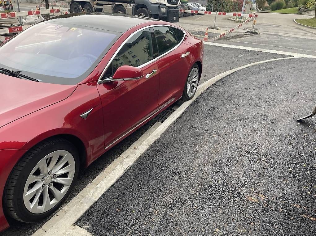 Automobili: Tesla Model S 75 mit ab MFK – Usato da Brüttisellen venduto da swagger 2