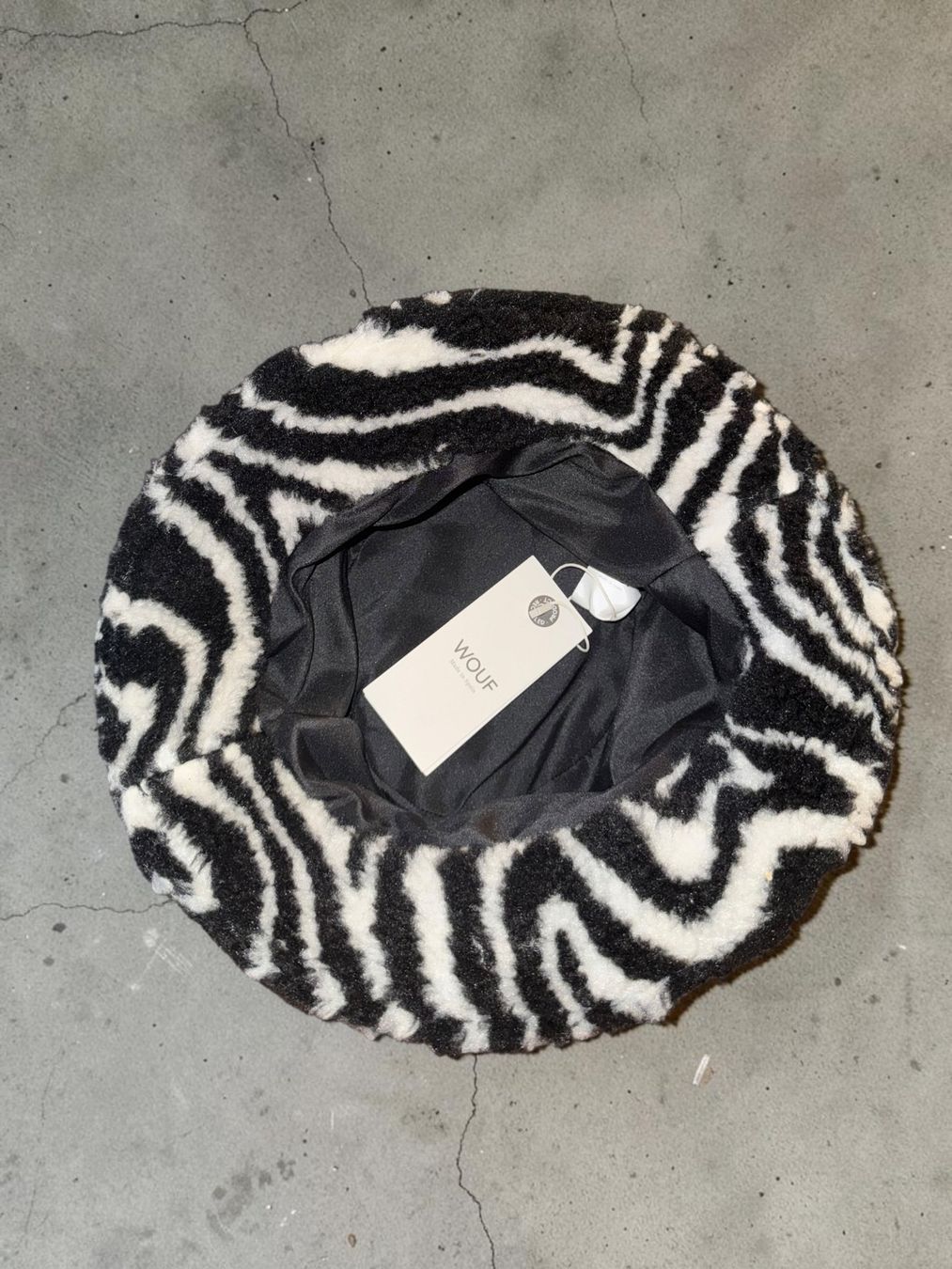 Copricapi, berretti & cappellini: WOUF Bucket Hat Zebra Neu mit Etikett – Nuovo e nell'imballaggio originale da Bern venduto da MissionAusmisten 2