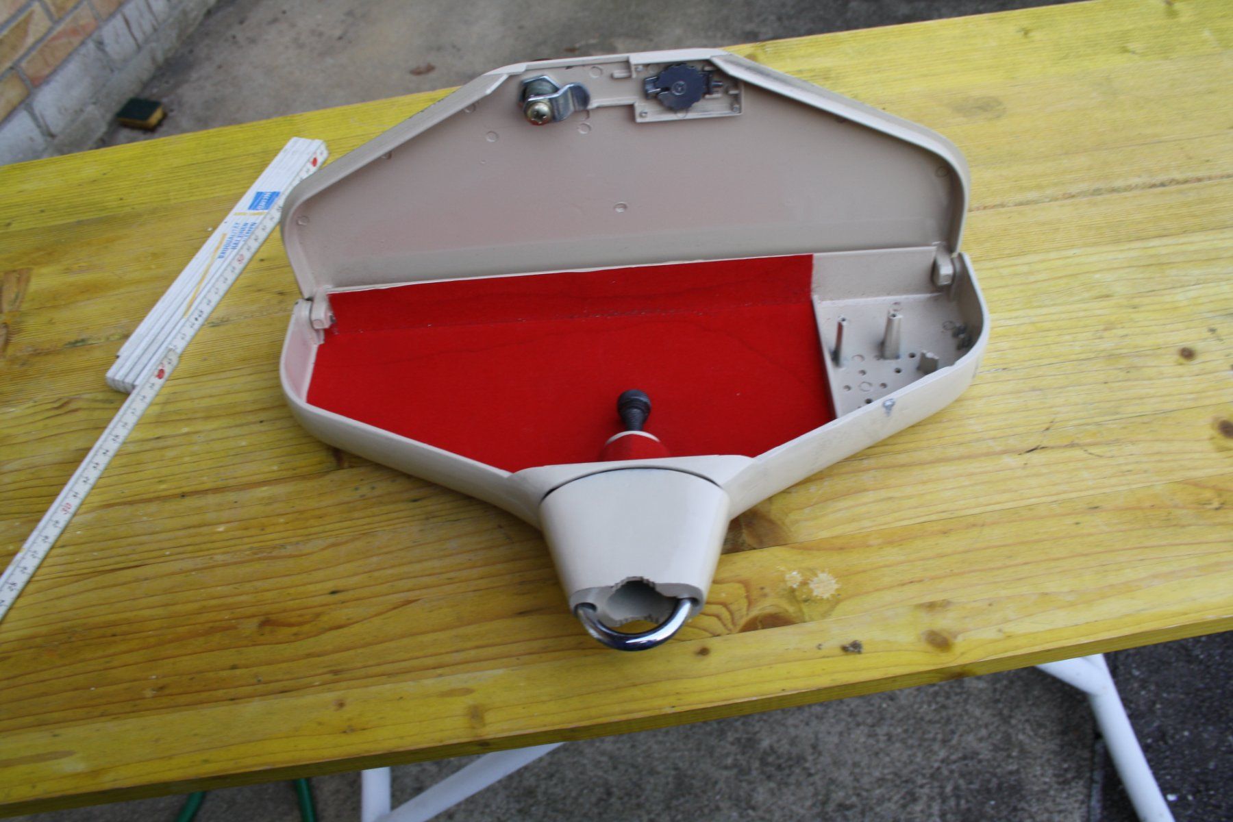 Tresor: VINTAGE HIDEASAFE  BÜGEL SAFE – Gebraucht aus Wauwil von Pneuedy 7