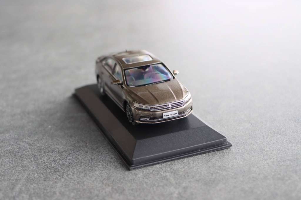 Volkswagen Modellini d'auto: VW New Passat GP 2016 1:43 Paudi Model – Nuovo e nell'imballaggio originale da Bühl b.Aarberg venduto da modelldiecast 9