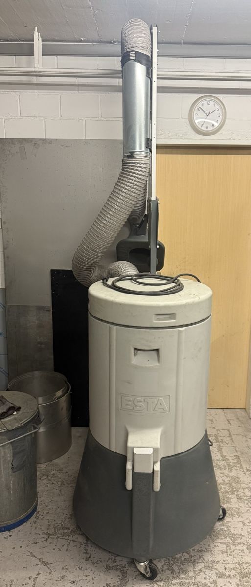 Tutte le macchine: Schweissrauchabsaugung ESTA – Usato da Sirnach venduto da S54Power 1