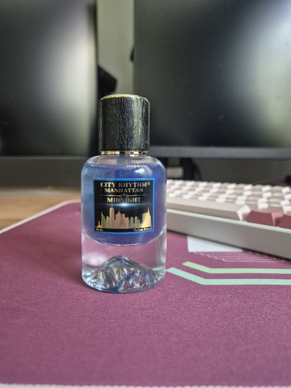 Profumi & Eau de Toilette: Manhattan Midnight City Rhythm 30ml – Usato da Uzwil venduto da Zyle 1