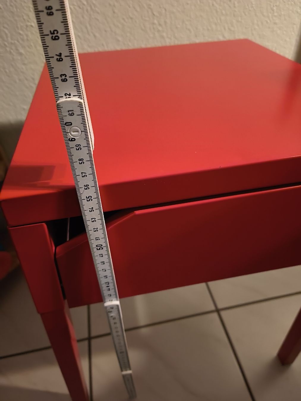 Comodini: Ikea Metall Nachttisch rot – Usato da Obfelden venduto da Alf2005 4