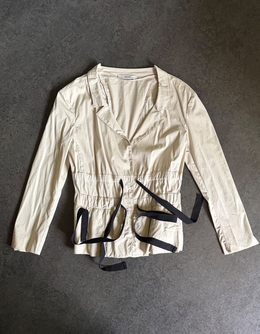 Prada Giacche: Prada SS 2009 Beige Jacke Gr. 42 – Nuovo (secondo la descrizione) da Zürich venduto da megastored