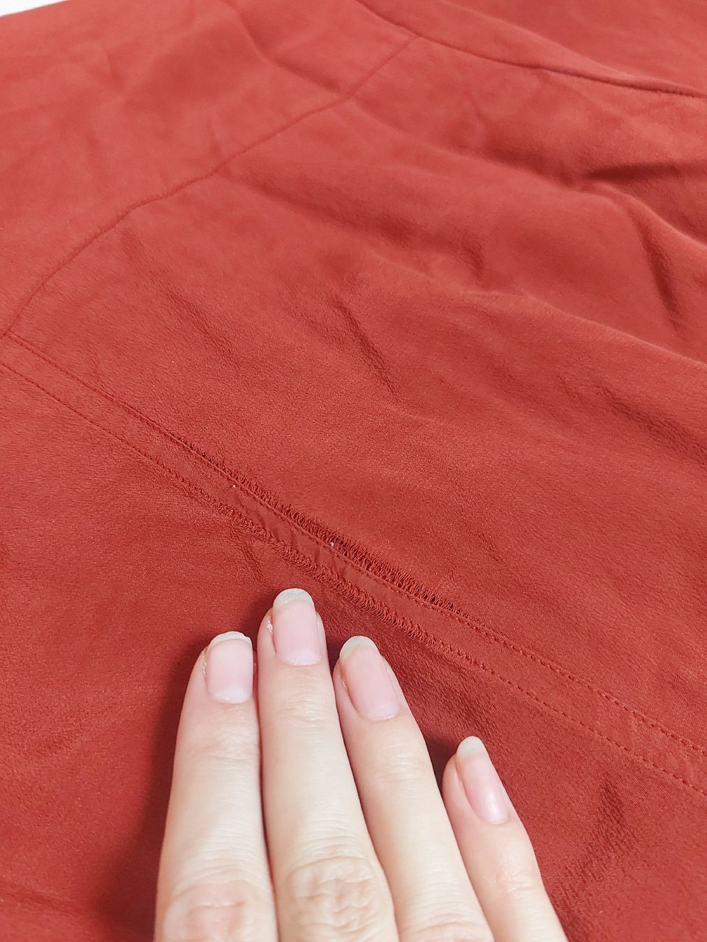 Sezane Kleider: Robe 100% soie Sezane - Taille S/M – Gebraucht aus Lausanne von Super-cerise 7