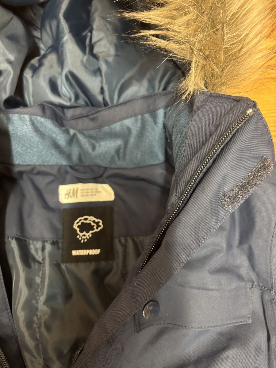 H&M Anzüge: Winter Overall, Grösse 128, H&M – Gebraucht aus Büren an der Aare von Nikito2001 1