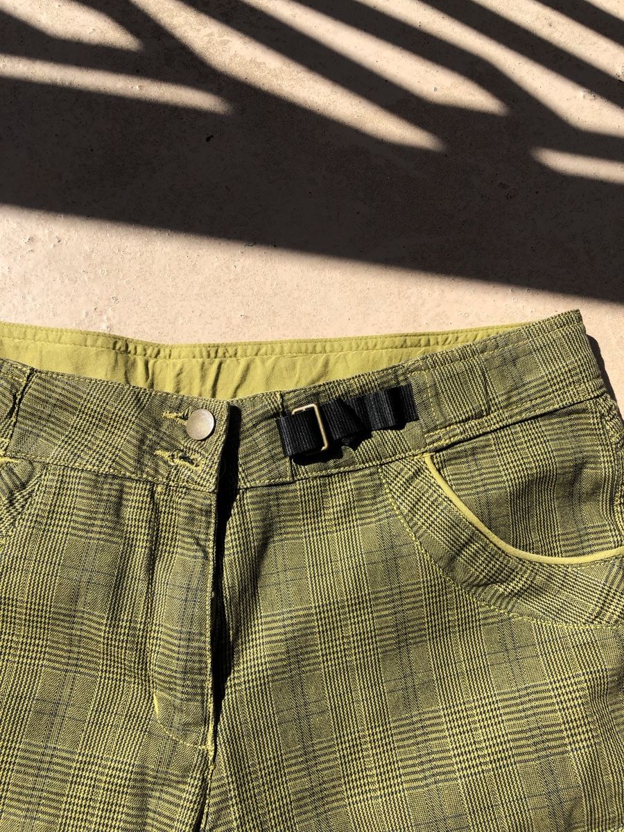 Black Diamond Pantalons: Black Diamond Shorts – D'occasion à Fribourg par ann_l9b7 2