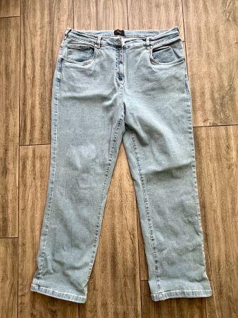 Stretch- Bluejeans in Grösse 24