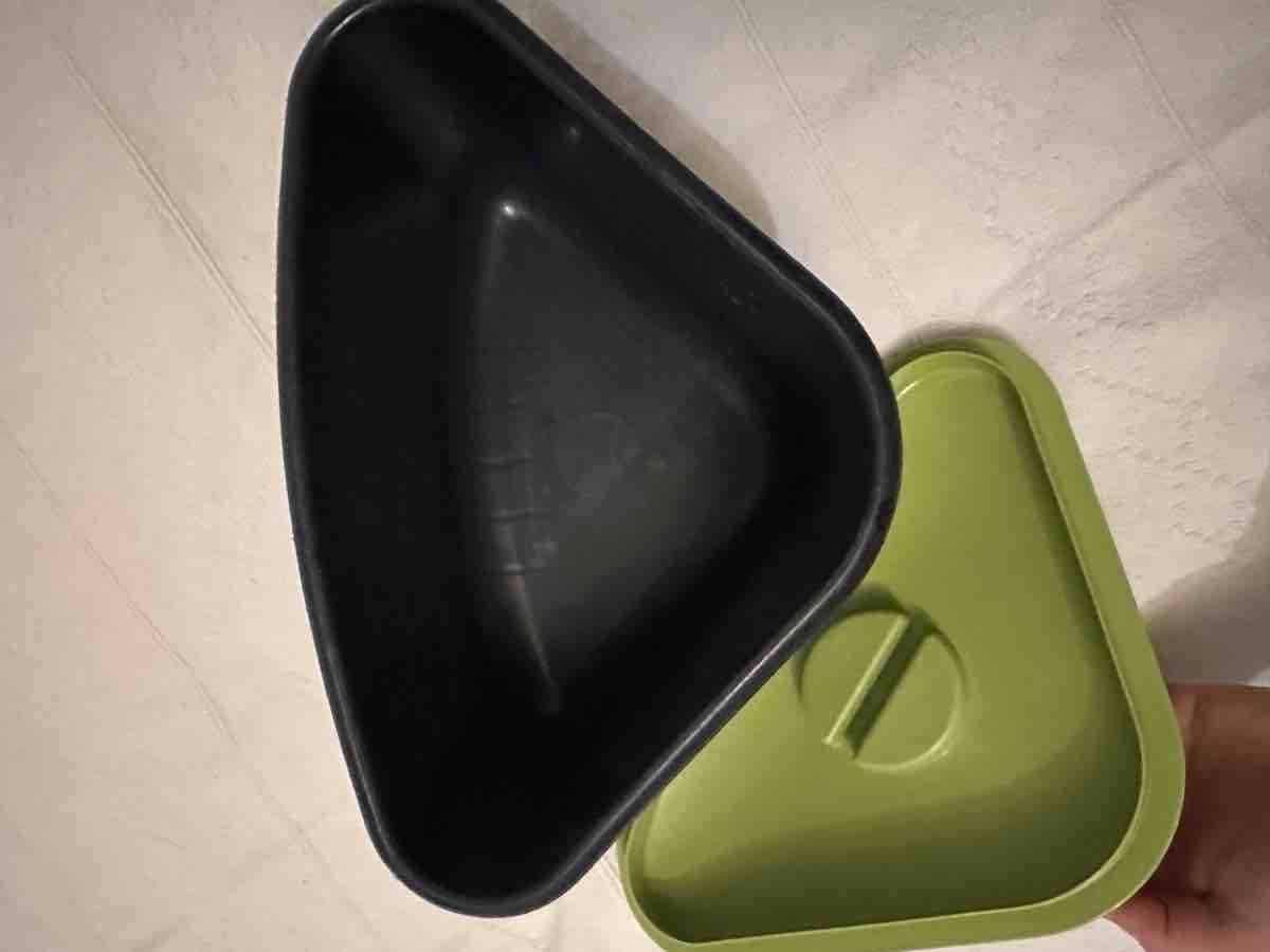Tupperware Contenitori & Simili: Plastic Bio Waste Container Tupperware Green Grey – Usato da Zürich venduto da car_68nt 2