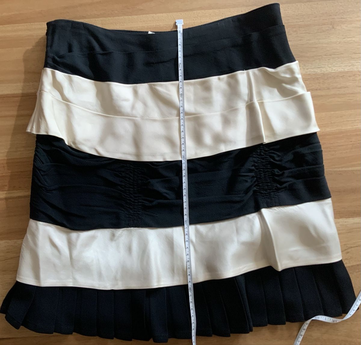 DKNY Gonne: DKNY Rock Gr. 34/36, schwarz-ecru elegant – Usato da Meilen venduto da mohnblume 5