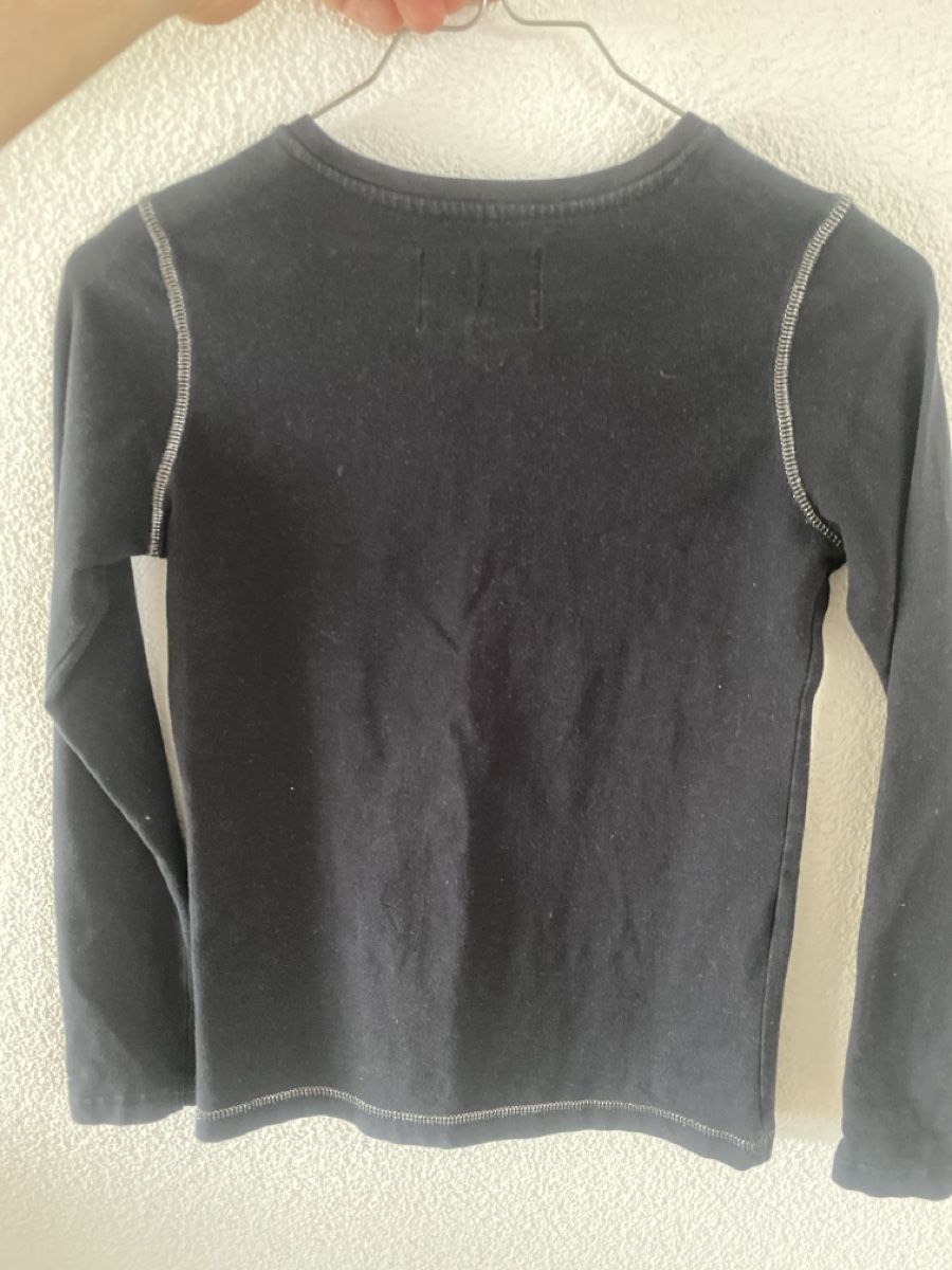 H&M Blouses, T-shirts & Tops: Mädchen Reit-Langarm Shirt Black  – D'occasion à Schmerikon par SwissKFO 1