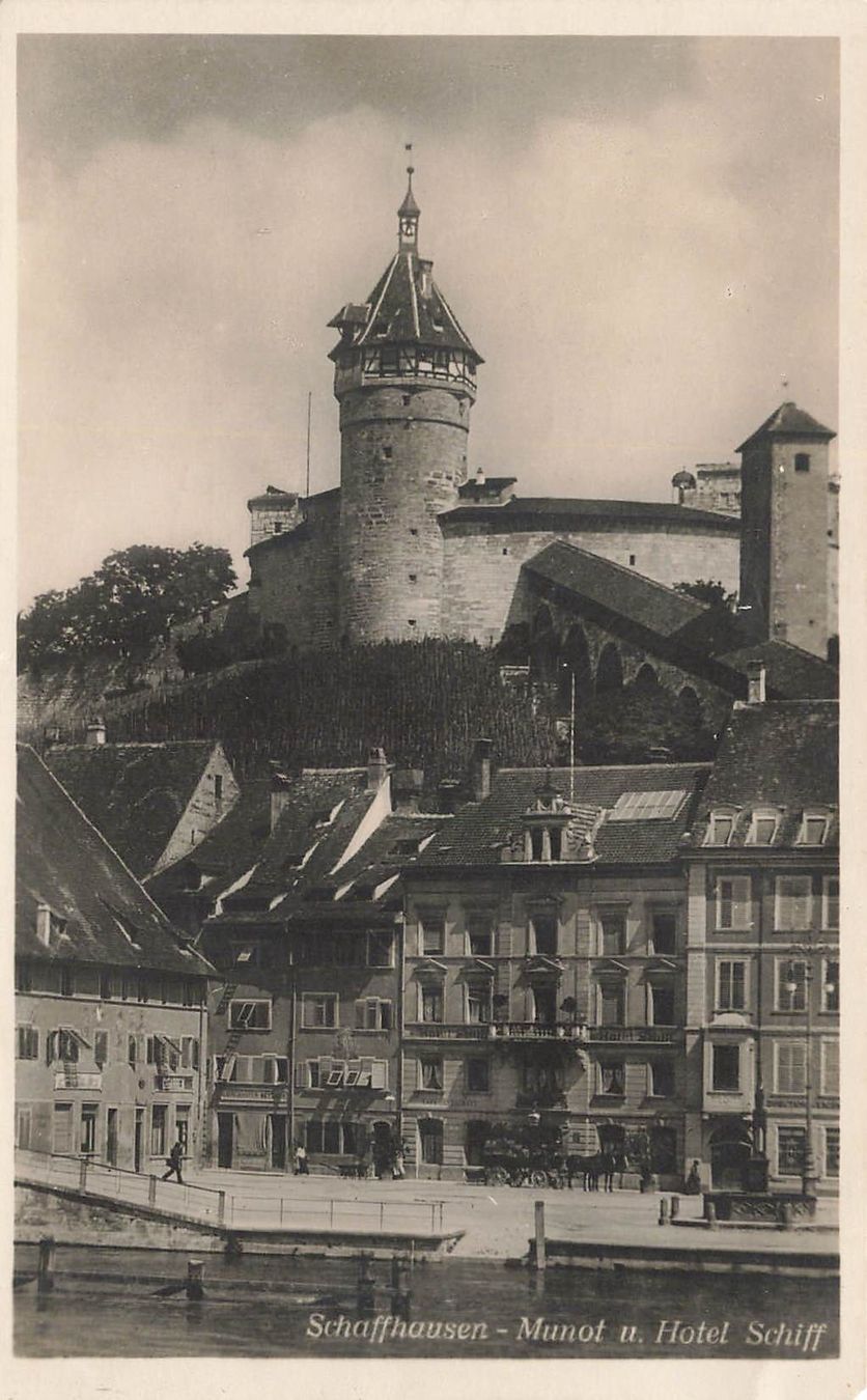 Cartoline postali: Schaffhausen munot hotel schiff – Usato da Biasca venduto da Blenio71
