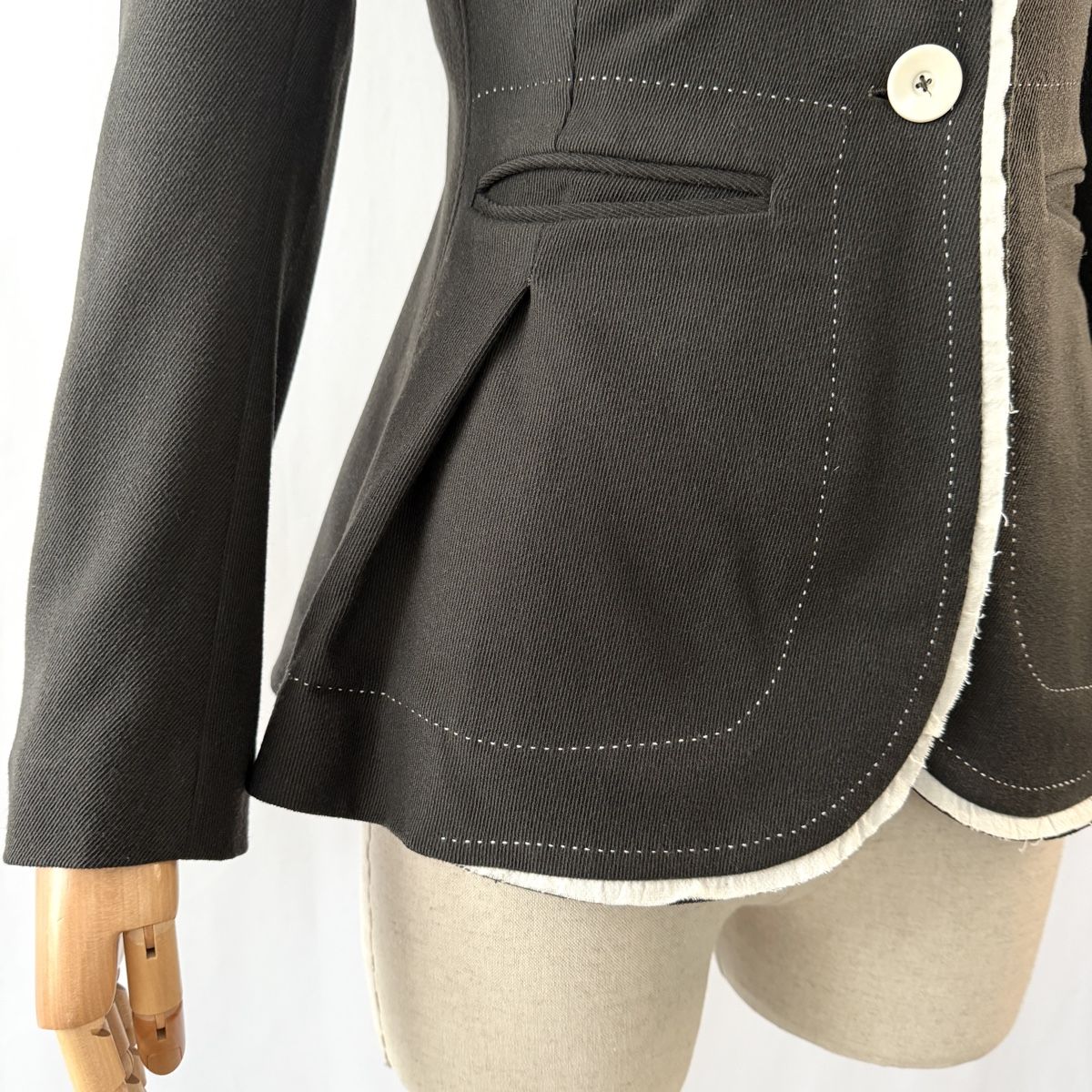 High Giacche: HIGH Everyday Couture Wool Jacket – Nuovo (secondo la descrizione) da Emmen venduto da AVVIIVVA_Store 3