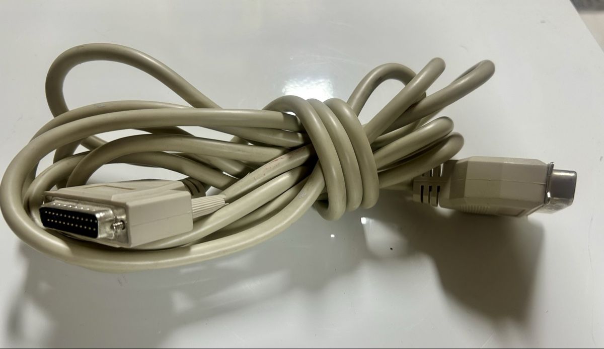 Alimentation électrique: [GUT & GÜNSTIG]: Data Transfer Switch inkl. 3 Kabel – D'occasion à Arni AG par CreaFlex 4