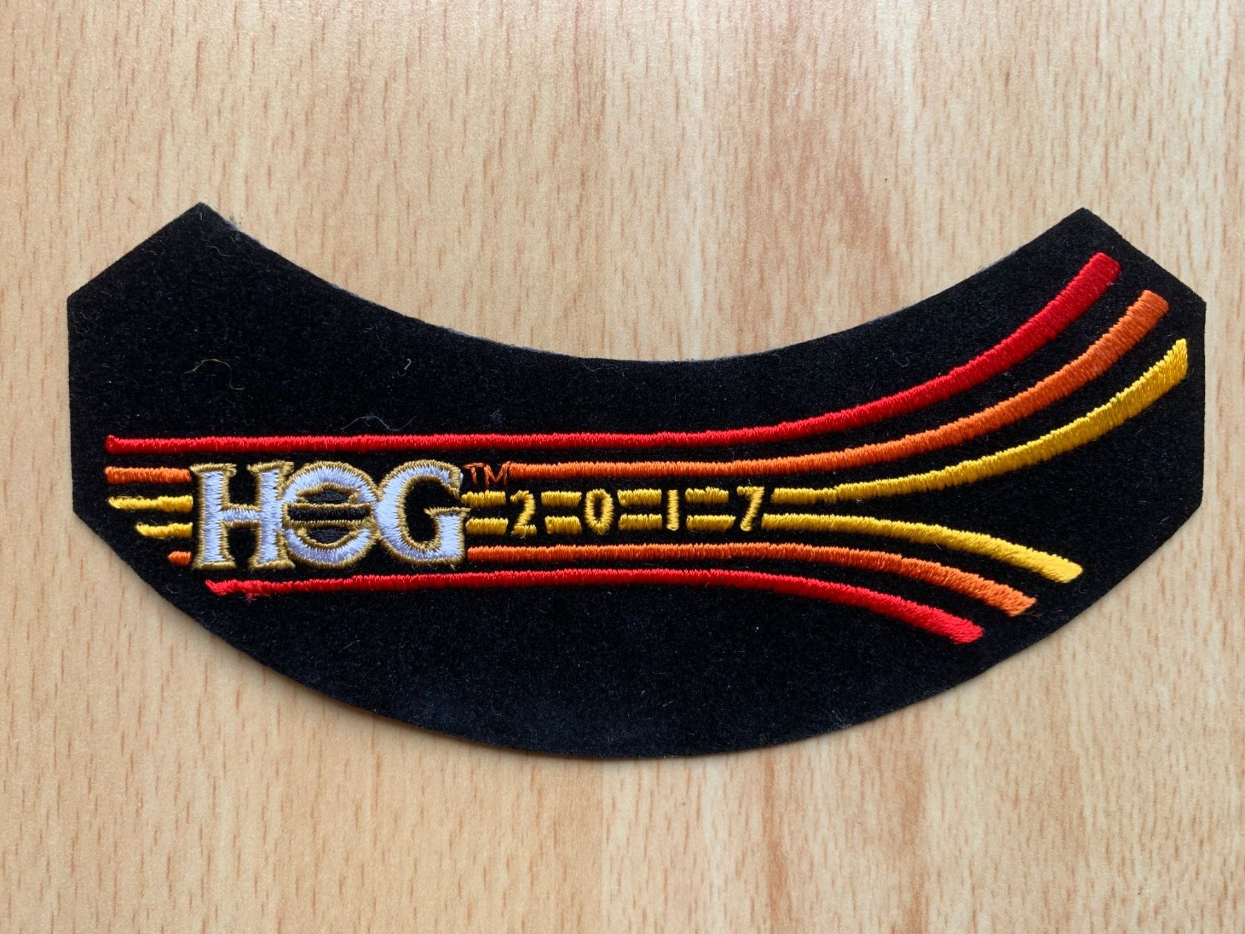 Harley-Davidson Toppe: Harley Owners Group 2017 Patch und Pin, Top Zustand – Nuovo e nell'imballaggio originale da Sarmenstorf venduto da habasa 1