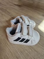 Adidas Baby-Schuhe – Grösse EU 18 – Ungetragen!