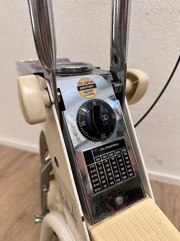 Tunturi Hometrainer: Vintage Tunturi Ergometer W Heimtrainer – Usato da Obernau venduto da Arche_Noah_Brocki 1